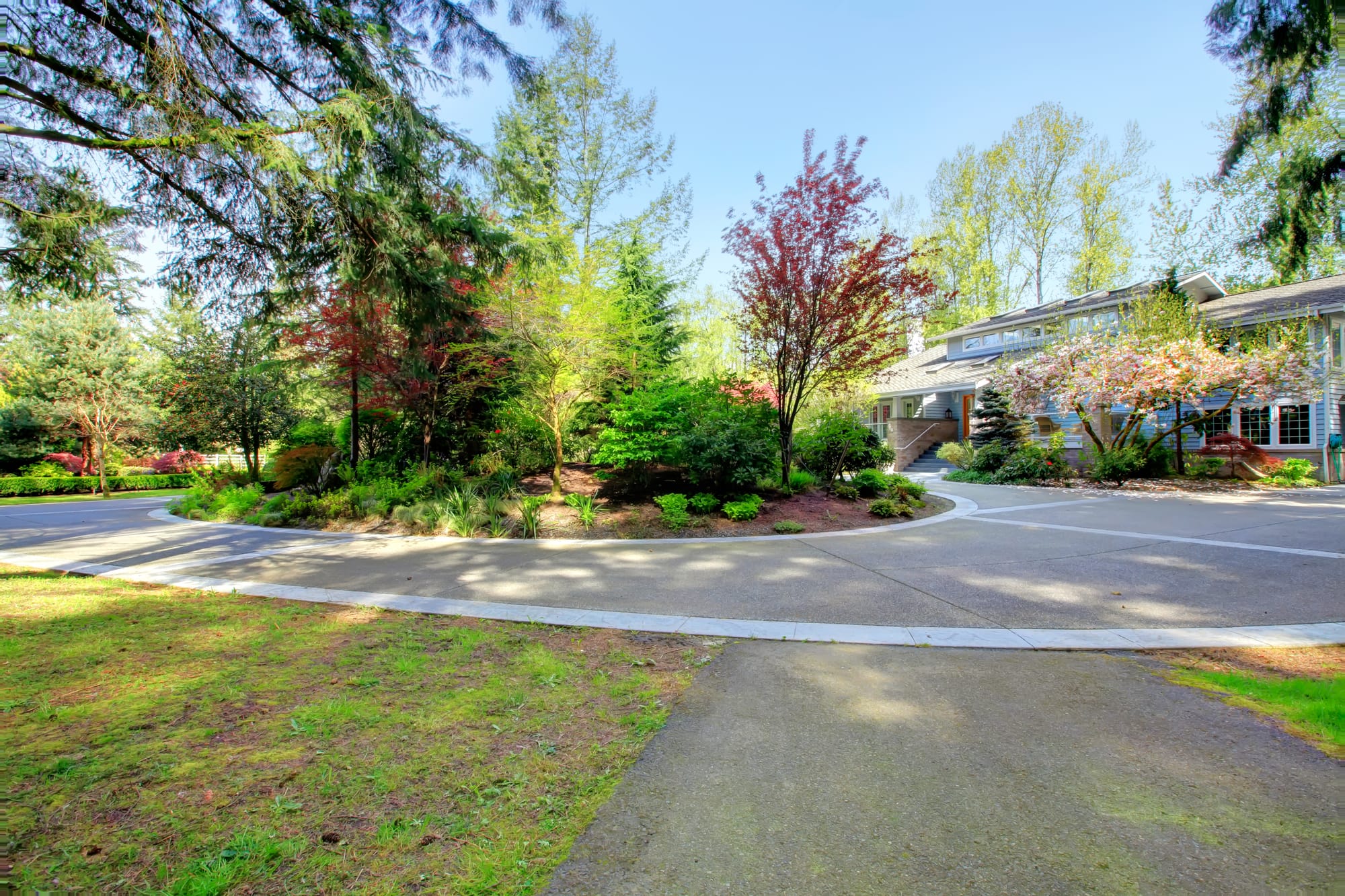 Driveways — photo 1