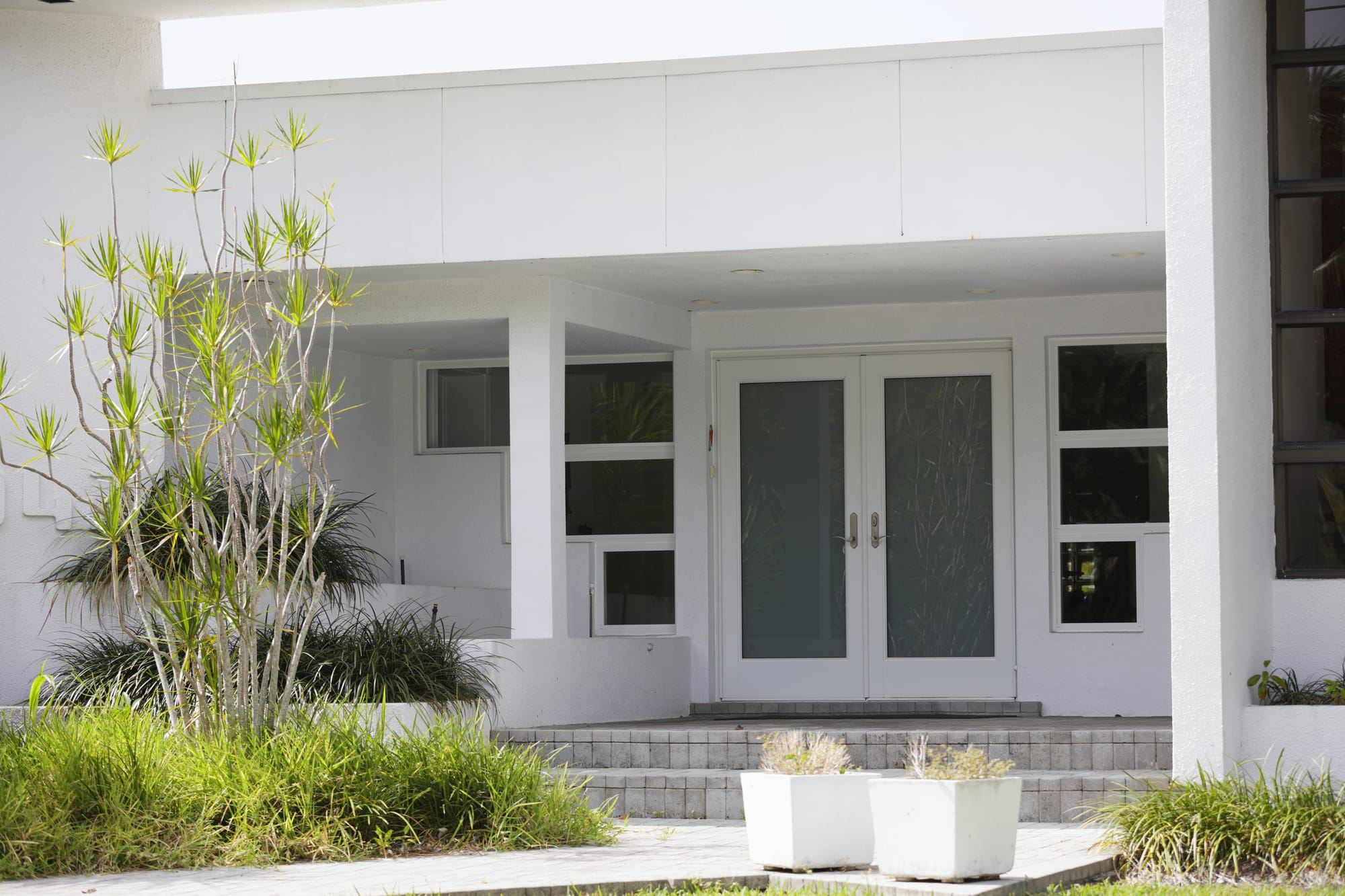 Front Porches — photo 2