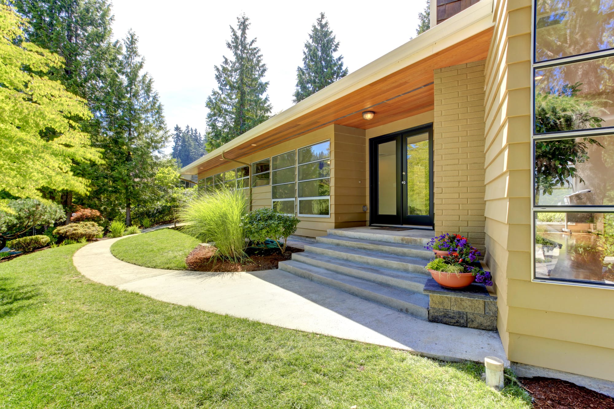Front Porches — photo 4
